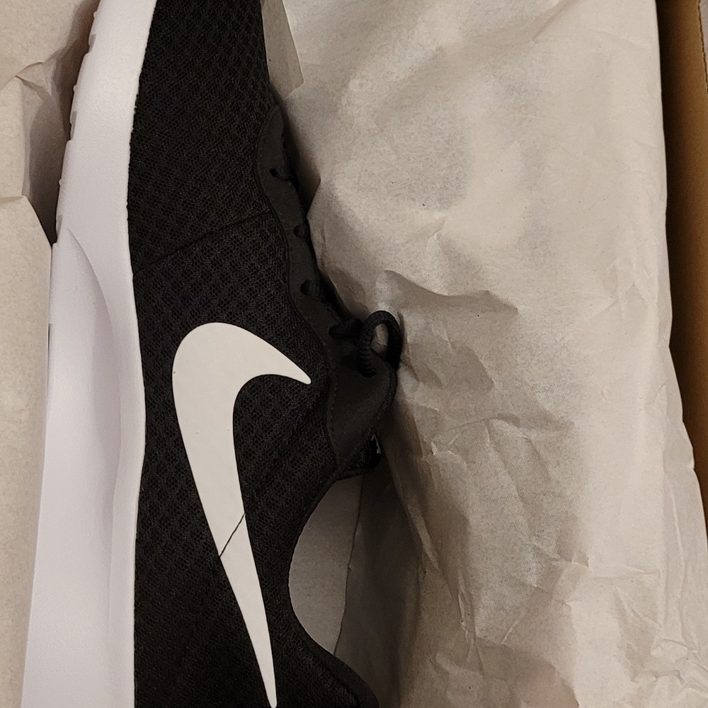 Mens Nike sneakers